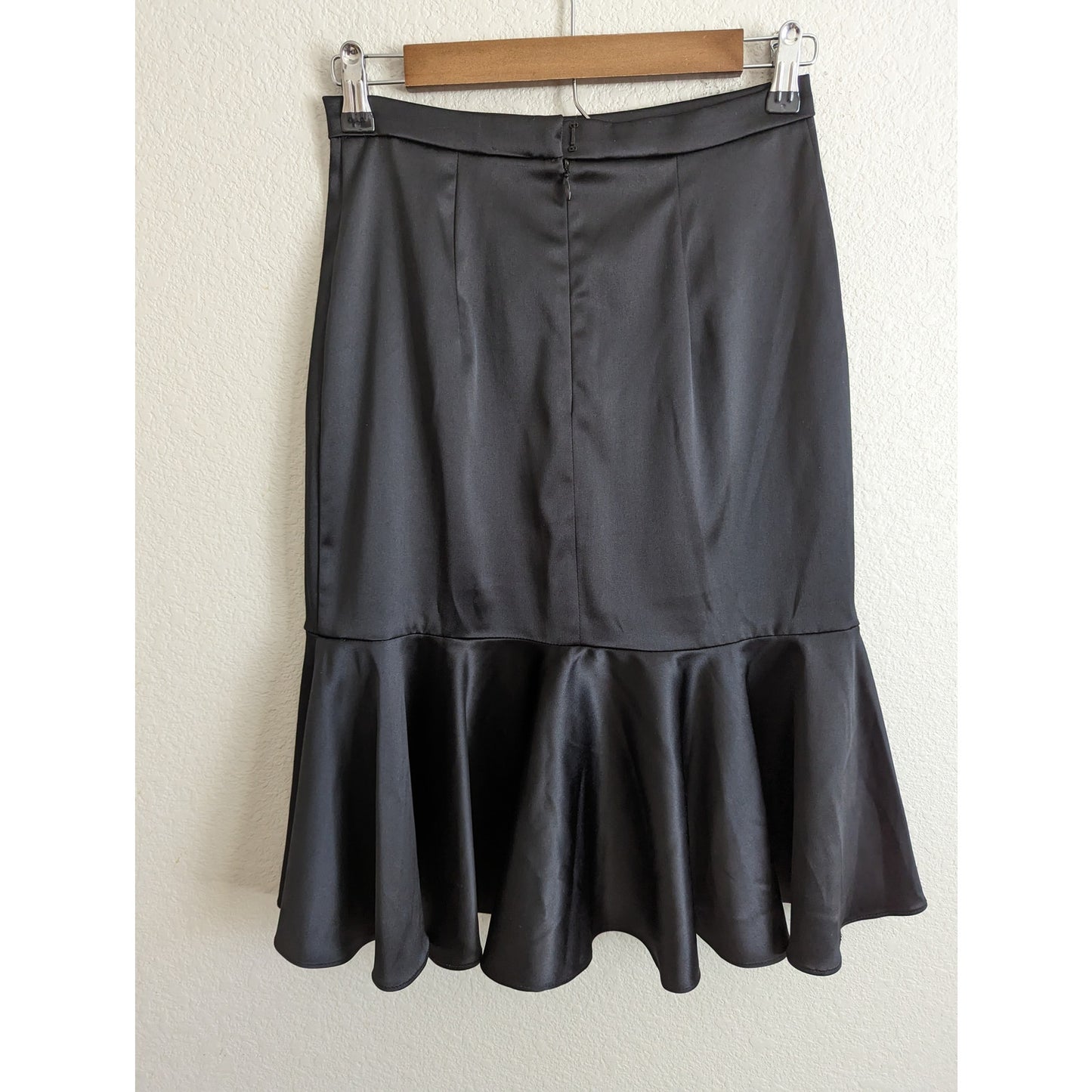 Vintage Y2K Xscape Womens Sz 4 Knee Length Black Satin Skirt