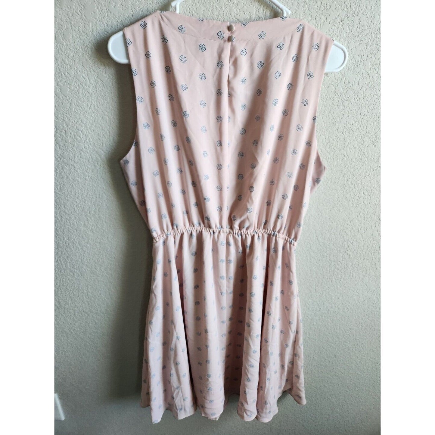 Elle Womens Sz L Knee Length Sleeveless Dress Light Pink and Blue