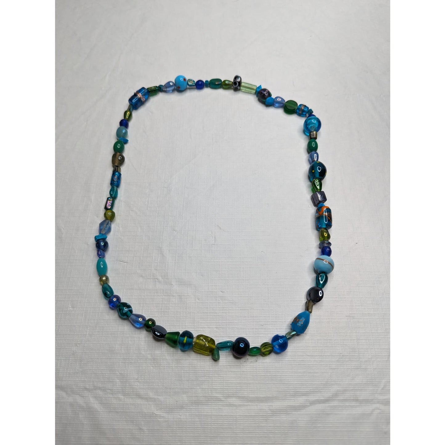 Vintage 1970s Single Strand Glass Beaded Necklace Blue and Green Nautical