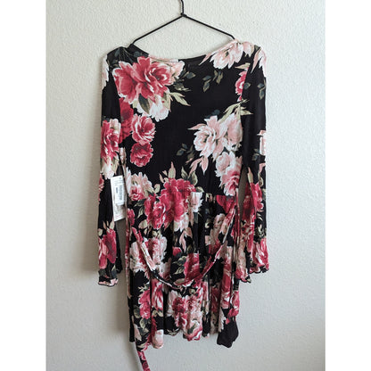 Honey & Rosie Womens Sz M Knee Length Long Sleeve Dress Red Pink Floral NEW