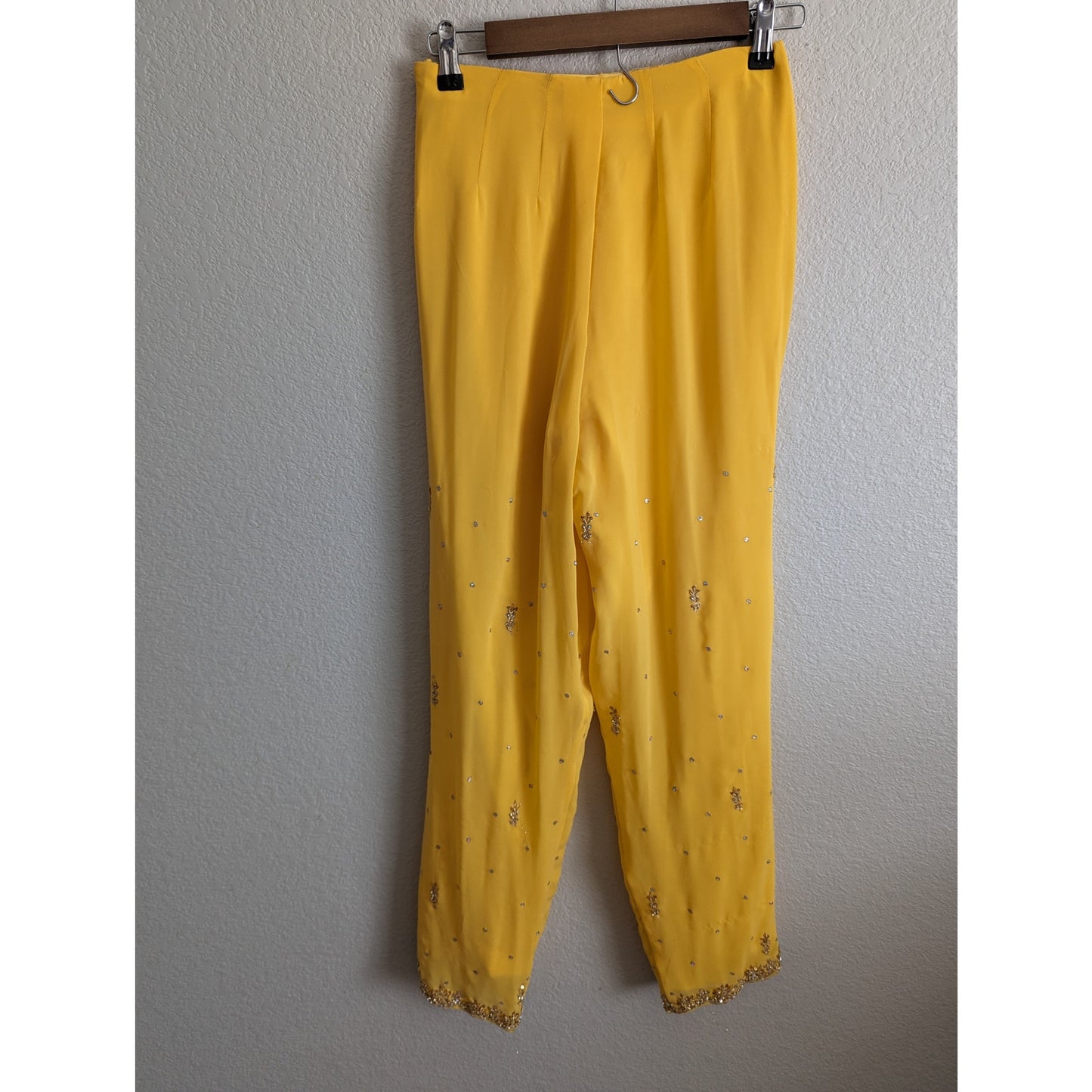 Vintage 1960s Indian Style Womens Skirt Pants Blouse Set Gold Embroidered