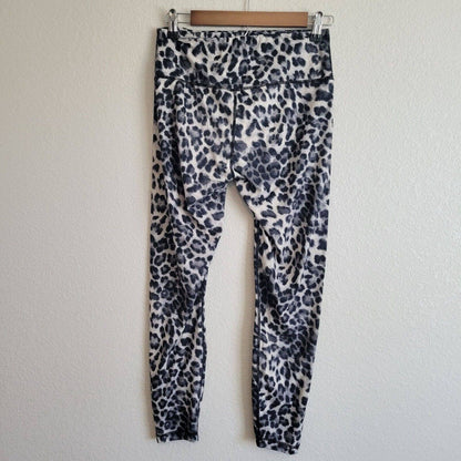 Rae Mode Leggings deportivos para mujer Sz M Estampado de guepardo leopardo gris negro