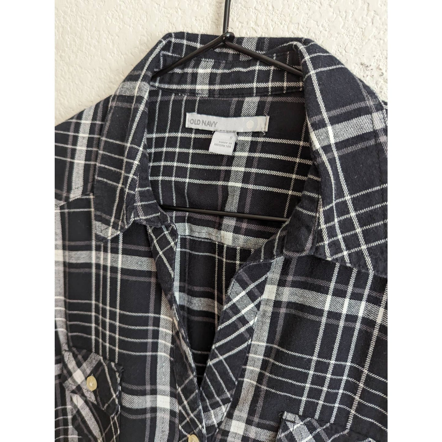 Old Navy Womens Sz S Long Sleeve Tunic Length Button Up Black White Plaid