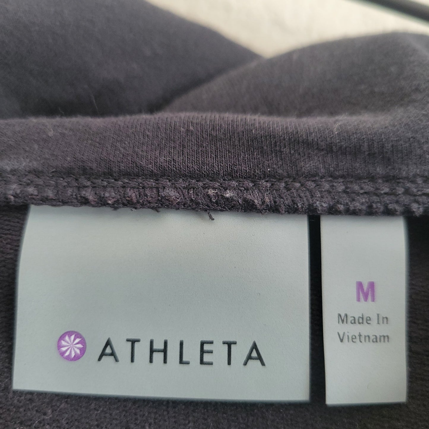 Athleta Sentry Hoodie Womens Sz M Sweatshirt Navy Pullover Stretch Athleisure