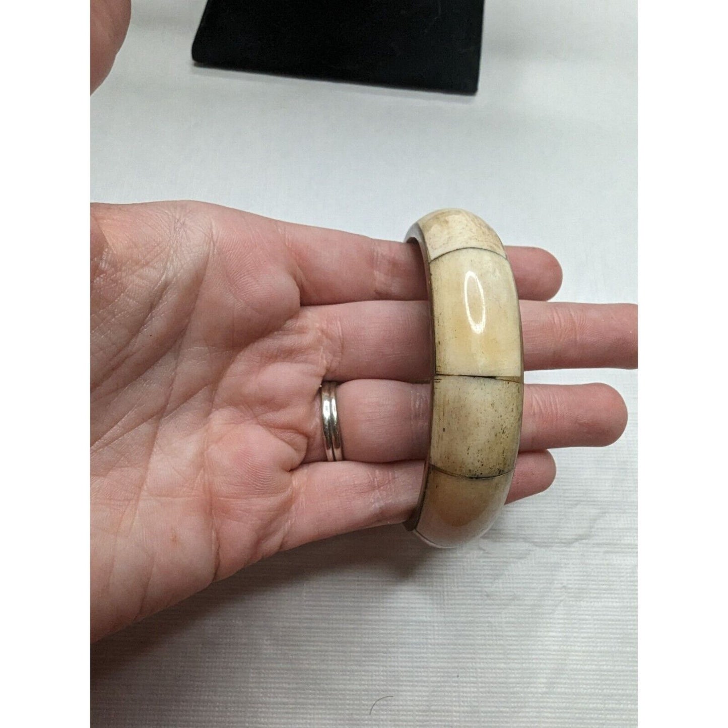 Vintage Brass and Mother of Pearl Rounded Bangle Bracelet Ivory 1960s