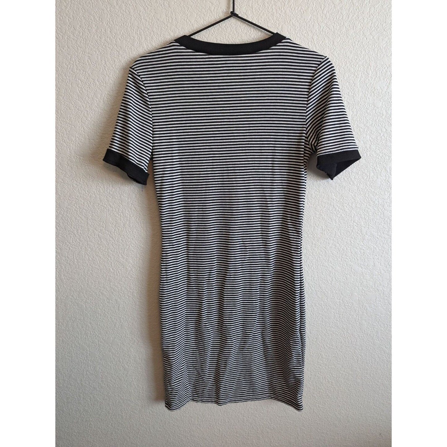 Divided by H7M Womens Sz 10 Black and White Ribbed Shirt Dress Striped