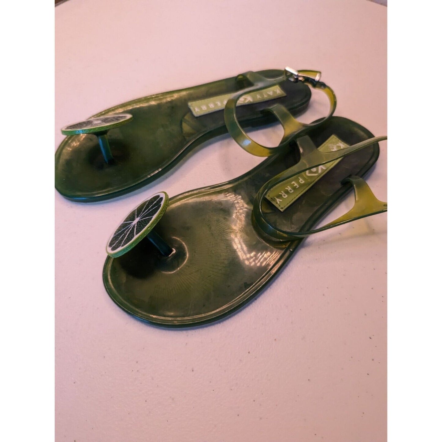 Katy Perry Jelly Geli LIME Green Scented Flats Sandals PVC Size 6